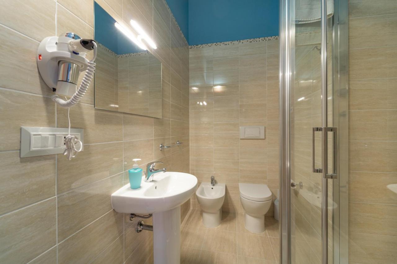 Boutique Rooms Carbonazzi 17 Cagliari Kültér fotó