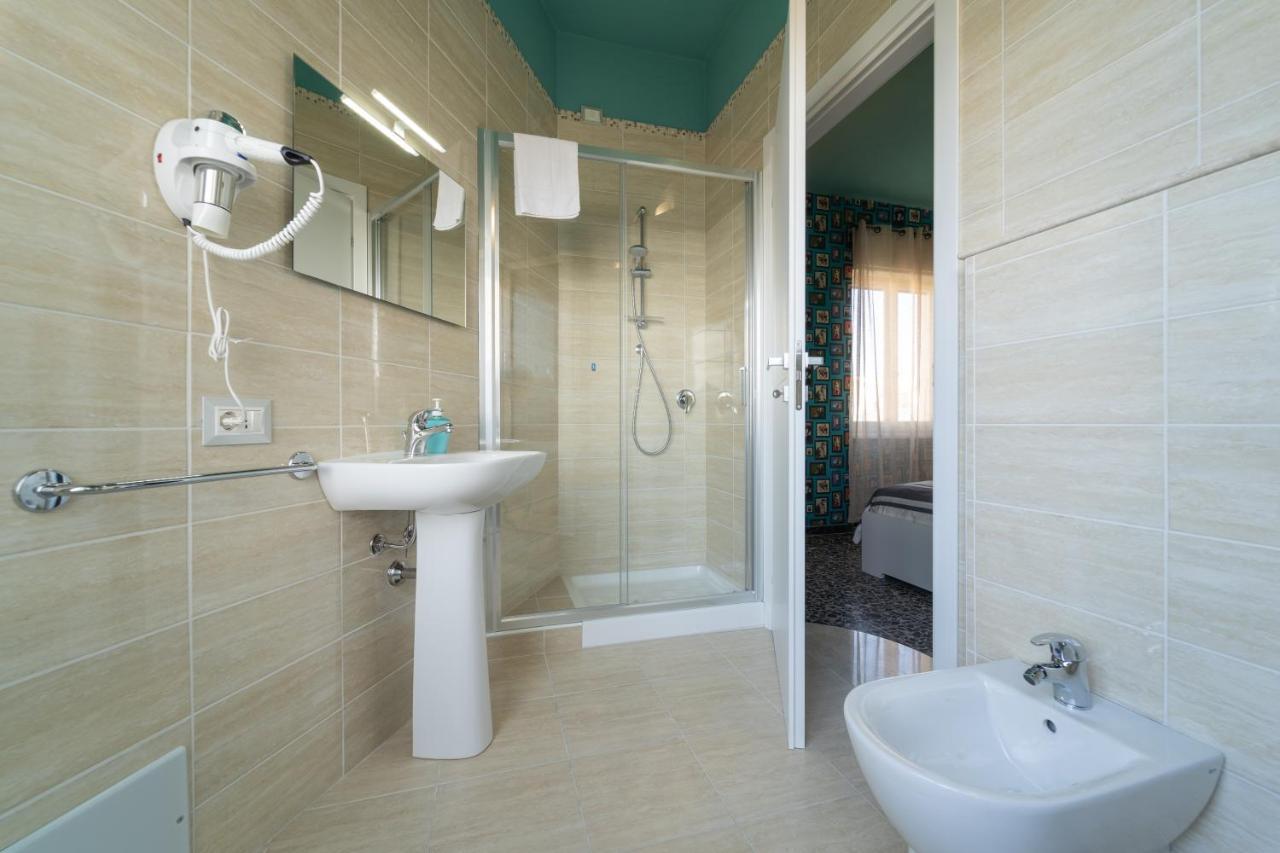 Boutique Rooms Carbonazzi 17 Cagliari Kültér fotó